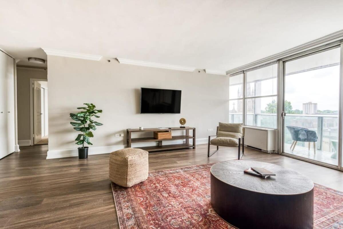 Cozysuites 800 Tower 2Br With Gym! 26 Louisville Exteriör bild